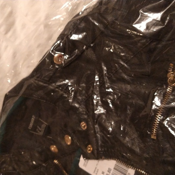 Jacket - Picture 8 of 10